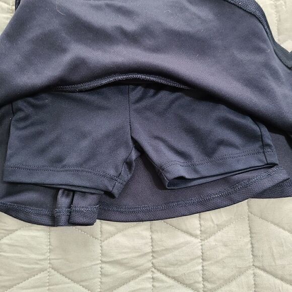 Adidas kids skort   - Picture 3 of 7